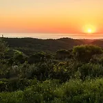 Monte Velho Retreat Centre * אלג'זור