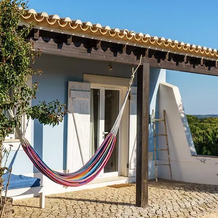 Monte Velho Retreat Centre מלון