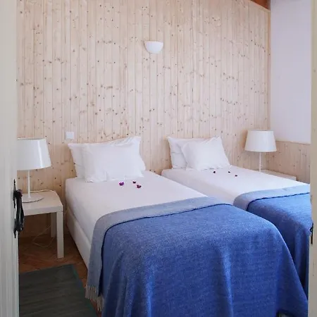 Monte Velho Retreat Centre 호텔 알제주르